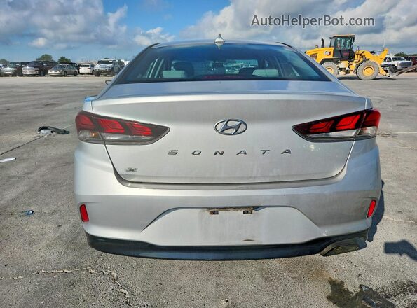 5NPE24AF7KH762600 2019 HYUNDAI SONATA Silver Հետևի տեսք