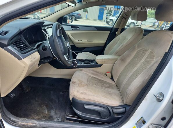 5NPE24AF7KH814355 2019 HYUNDAI SONATA Белый Вид салона спереди