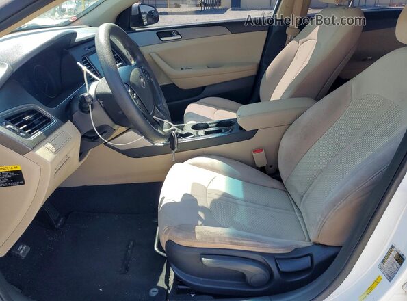 5NPE24AF8GH262209 2016 HYUNDAI SONATA White Vista interior delantera
