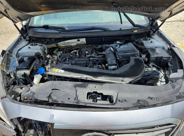 5NPE24AF8GH298157 2016 HYUNDAI SONATA Silver Սալոնի հետևի տեսք