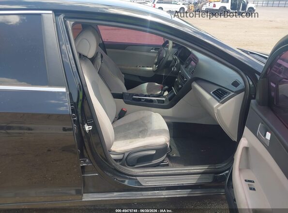 5NPE24AF8GH316608 2016 HYUNDAI SONATA Black წინა სალონის ხედი