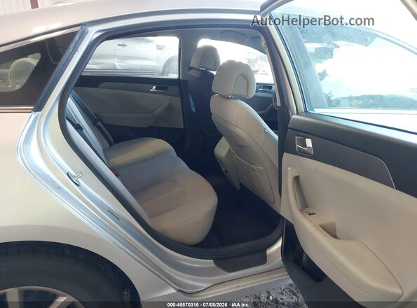 5NPE24AF8GH320058 2016 HYUNDAI SONATA Silver VIN კოდის სტიკერის ხედი