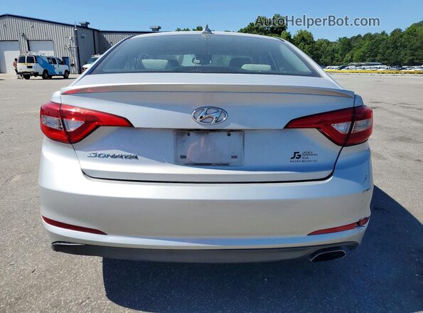 5NPE24AF8GH368224 2016 HYUNDAI SONATA Silver Widok z tyłu
