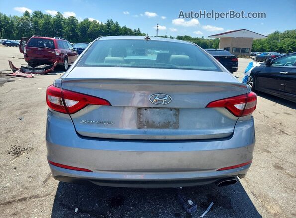 5NPE24AF8HH440198 2017 HYUNDAI SONATA Silver Widok z tyłu
