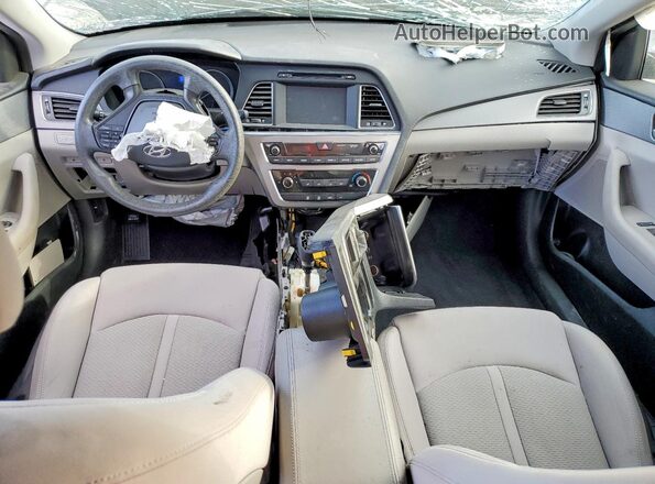5NPE24AF8HH481771 2017 HYUNDAI SONATA Silver Dashboard view