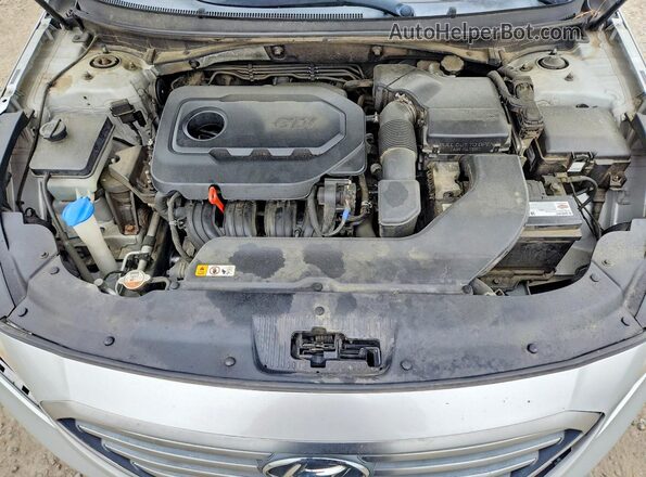 5NPE24AF8HH494651 2017 HYUNDAI SONATA Silver უკანა სალონის ხედი