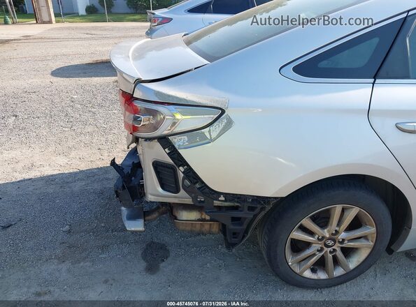 5NPE24AF8HH502909 2017 HYUNDAI SONATA Серебряный 