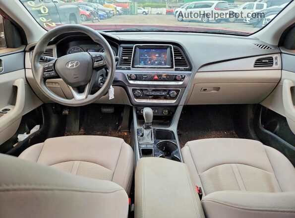 5NPE24AF8JH622201 2018 HYUNDAI SONATA Maroon Widok deski rozdzielczej