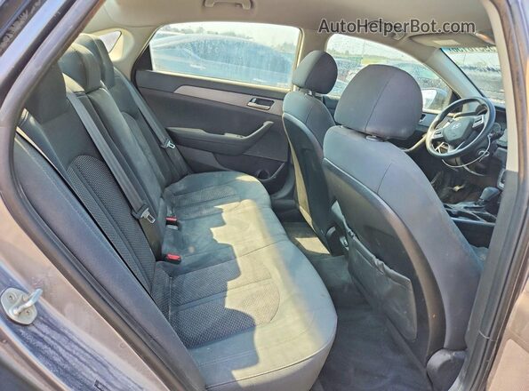 5NPE24AF8JH682284 2018 HYUNDAI SONATA Gray Widok tylnych siedzeń