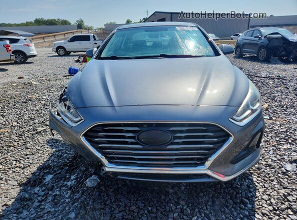 5NPE24AF8JH682284 2018 HYUNDAI SONATA Gray Widok z przodu