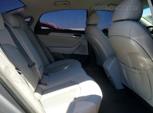 5NPE24AF8KH732280 2019 HYUNDAI SONATA Gray Vista de los asientos traseros