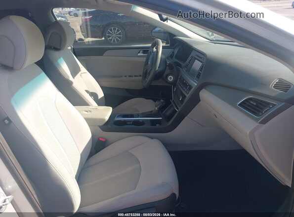 5NPE24AF9GH323132 2016 HYUNDAI SONATA Silver Սալոնի դիմացի տեսք