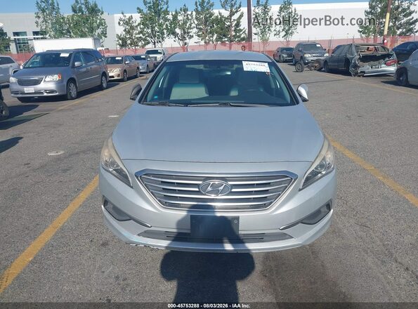 5NPE24AF9GH323132 2016 HYUNDAI SONATA Silver Սարքավորումների վահանակի տեսք