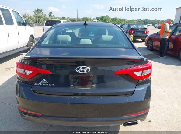 5NPE24AF9GH324037 2016 HYUNDAI SONATA Black Вид задньої частини салону