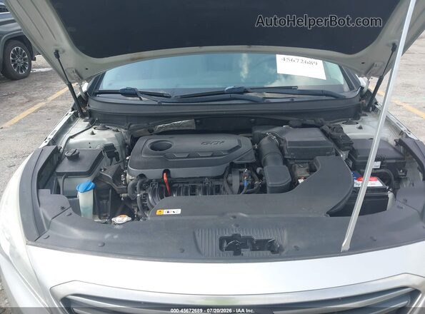 5NPE24AF9HH485991 2017 HYUNDAI SONATA Silver Вид ззаду