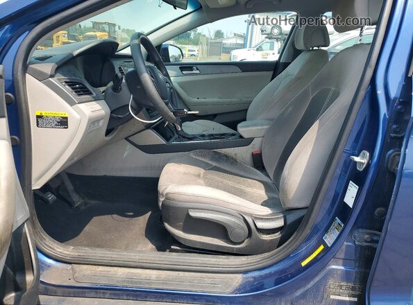 5NPE24AF9HH537765 2017 HYUNDAI SONATA Blue Vista interior delantera