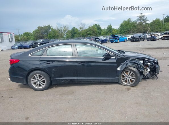 5NPE24AF9HH595634 2017 HYUNDAI SONATA Black Вид задньої частини салону