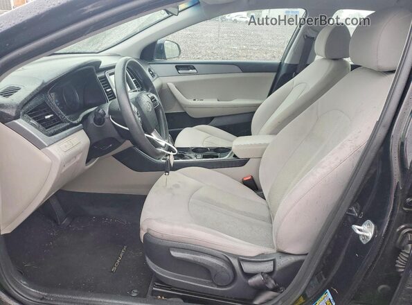 5NPE24AF9JH609134 2018 HYUNDAI SONATA Black Widok wnętrza z przodu