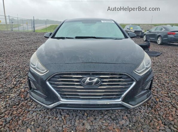 5NPE24AF9JH609134 2018 HYUNDAI SONATA Black Widok z przodu