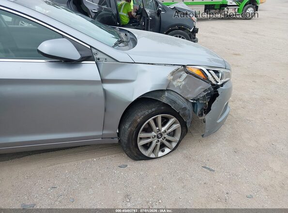 5NPE24AFXGH344569 2016 HYUNDAI SONATA Gray Вид задньої частини салону