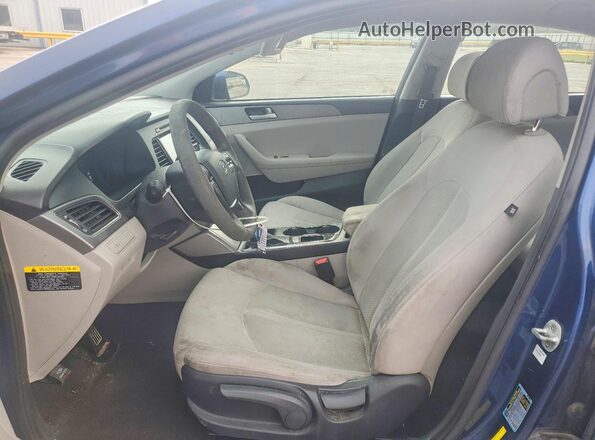 5NPE24AFXGH357144 2016 HYUNDAI SONATA Синий Вид салона спереди