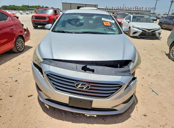 5NPE24AFXHH590264 2017 HYUNDAI SONATA Silver Вид спереду