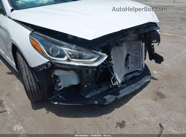 5NPE24AFXJH604492 2018 HYUNDAI SONATA White Widok z przodu