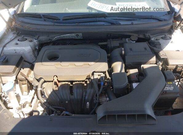 5NPE24AFXKH762932 2019 HYUNDAI SONATA Silver Rear view