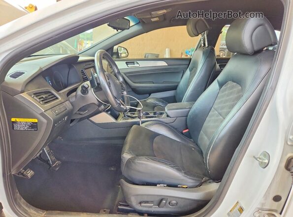 5NPE34AB2HH517643 2017 HYUNDAI SONATA White წინა სალონის ხედი