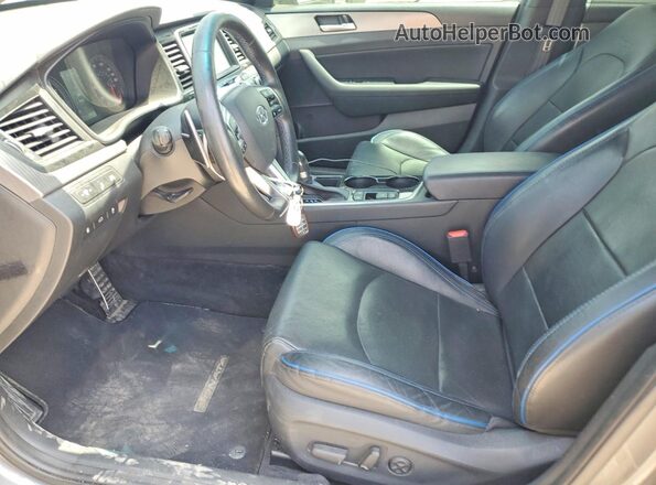 5NPE34AB4JH668859 2018 HYUNDAI SONATA Gray Front interior view