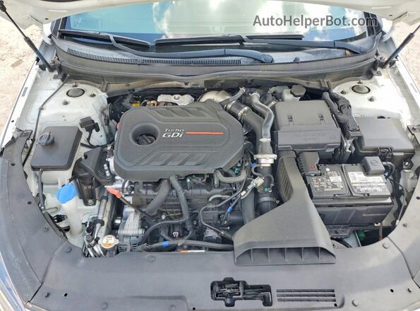 5NPE34AB4JH672958 2018 HYUNDAI SONATA White Widok wnętrza z tyłu