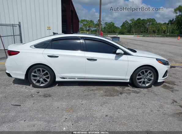 5NPE34AB5KH761343 2019 HYUNDAI SONATA White Вид задньої частини салону