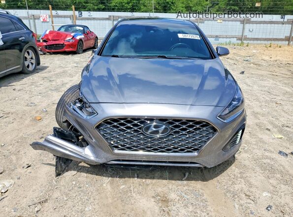 5NPE34AB6JH667809 2018 HYUNDAI SONATA Серый Вид спереди