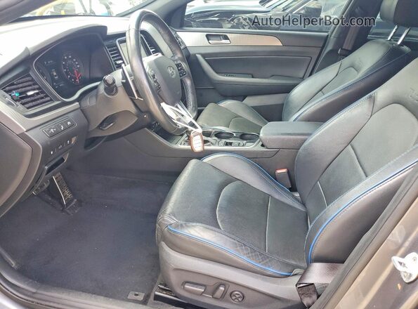 5NPE34AB6JH667809 2018 HYUNDAI SONATA Серый Вид салона спереди