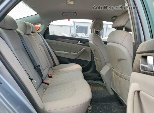 5NPE34AF0FH032899 2017 HYUNDAI SONATA Silver Vista de los asientos traseros