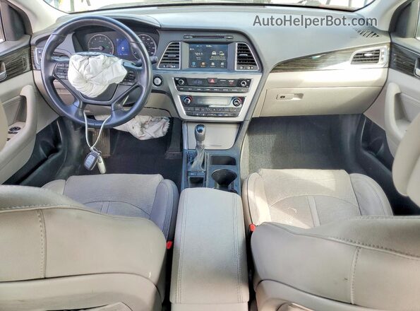 5NPE34AF0HH476190 2017 HYUNDAI SONATA Blue Вид панелі приладів