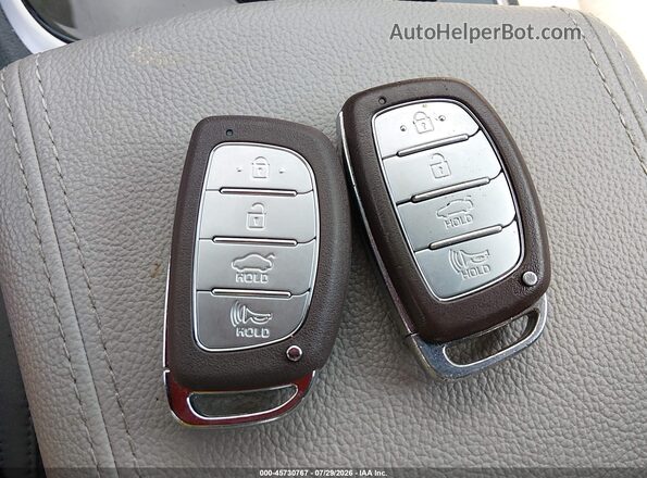 5NPE34AF0JH667193 2018 HYUNDAI SONATA Red წინა პანელის ხედი