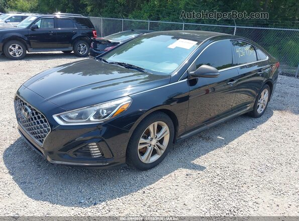5NPE34AF0JH686309 2018 HYUNDAI SONATA Black წინა მარცხენა ხედი სამი მეოთხედიდან