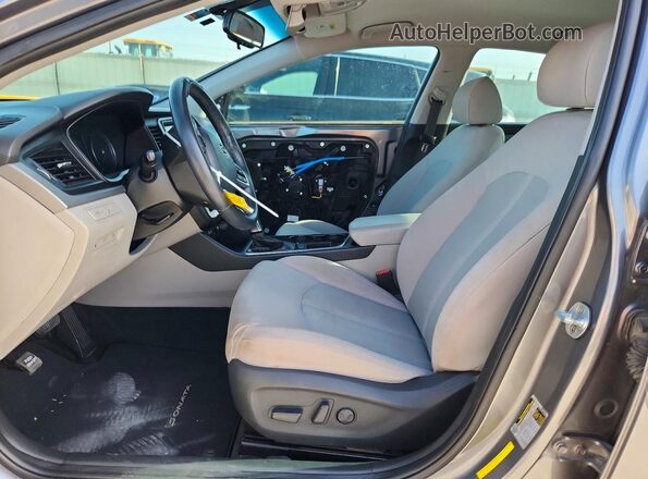 5NPE34AF0JH686679 2018 HYUNDAI SONATA Gray Vista interior delantera