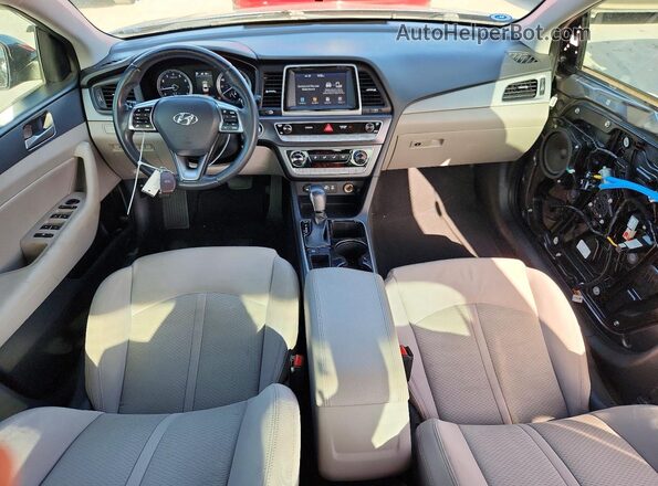 5NPE34AF0JH686679 2018 HYUNDAI SONATA Gray Vista del salpicadero