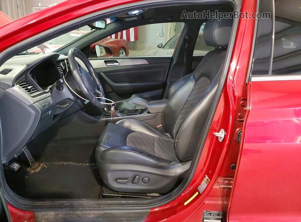 5NPE34AF0KH755713 2019 HYUNDAI SONATA Red Front interior view