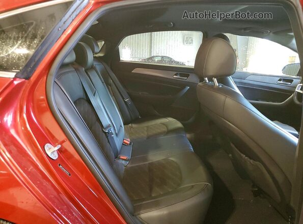 5NPE34AF0KH755713 2019 HYUNDAI SONATA Red Rear seats view