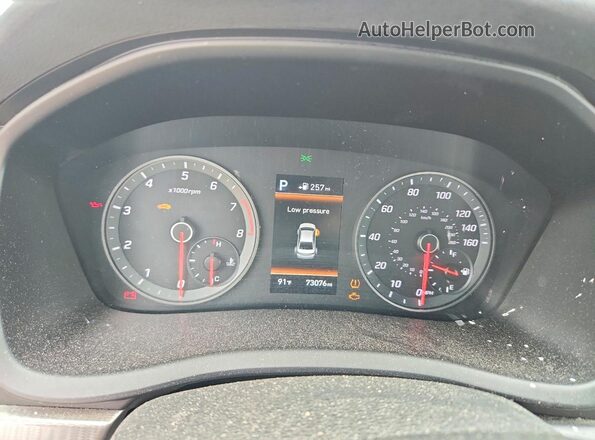 5NPE34AF0KH807549 2019 HYUNDAI SONATA Silver Widok zestawu wskaźników