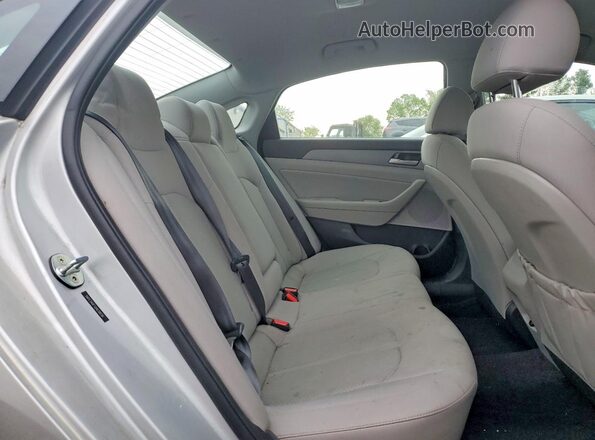 5NPE34AF1JH638656 2018 HYUNDAI SONATA Silver Rear seats view