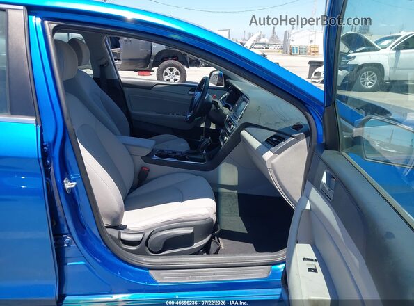 5NPE34AF1JH674167 2018 HYUNDAI SONATA Blue Front interior view