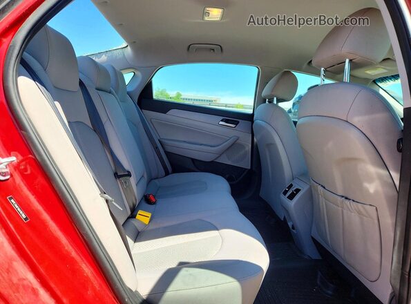 5NPE34AF1KH767983 2019 HYUNDAI SONATA Red Вид задніх сидінь