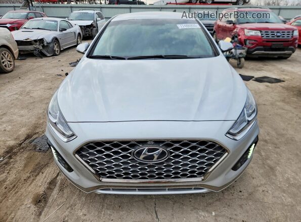 5NPE34AF1KH772343 2019 HYUNDAI SONATA Серый Вид спереди