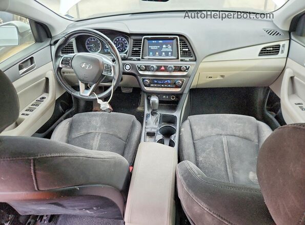 5NPE34AF1KH772343 2019 HYUNDAI SONATA Серый Вид панели приборов