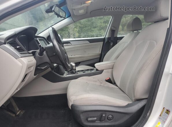 5NPE34AF1KH791863 2019 HYUNDAI SONATA Silver წინა სალონის ხედი