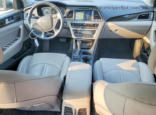 5NPE34AF2GH434831 2016 HYUNDAI SONATA Серебряный Вид панели приборов